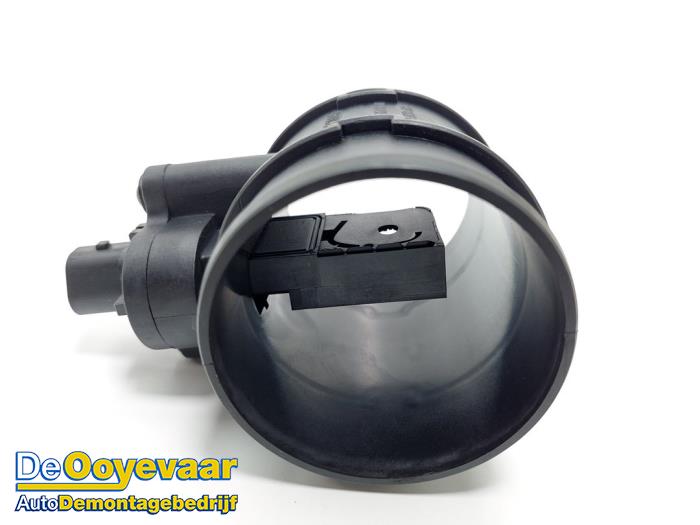 Luftmassenmesser van een Opel Corsa E 1.3 CDTi 16V ecoFLEX 2016
