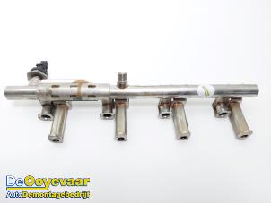 Used Fuel injector nozzle Ford C-Max (DXA) 1.6 SCTi 16V Price € 99,98 Margin scheme offered by Autodemontagebedrijf De Ooyevaar
