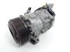 Air conditioning pump from a BMW 1 serie (E81), 2006 / 2012 116i 2.0 16V, Hatchback, 2-dr, Petrol, 1.995cc, 90kW (122pk), RWD, N43B20A, 2008-11 / 2011-12, UK31; UK32 2009