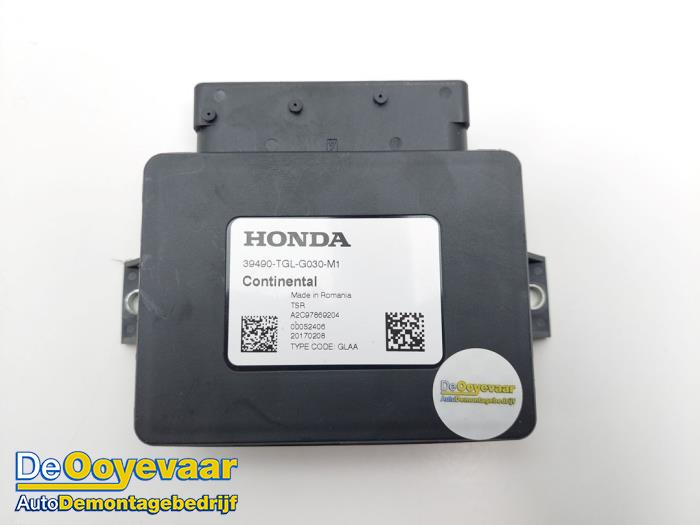 Begagnade PDC-modul Honda Civic (FK6/7/8/9) 1.0i VTEC Turbo 12V Pris € 39,99 Marginaltabell erbjuds av Autodemontagebedrijf De Ooyevaar