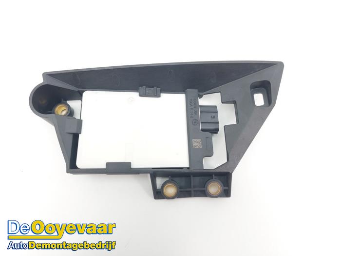 Begagnade Radarsensor Honda Civic (FK6/7/8/9) 1.0i VTEC Turbo 12V Pris € 59,99 Marginaltabell erbjuds av Autodemontagebedrijf De Ooyevaar