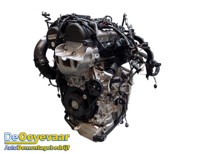 Używane Silnik Lynk &amp; Co 01 1.5 PHEV Cena € 1.749,99 Procedura marży oferowane przez Autodemontagebedrijf De Ooyevaar