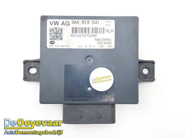 Używane DC/CD konwertor Volkswagen Passat Variant (365) 2.0 TDI 16V 140 Cena € 9,99 Procedura marży oferowane przez Autodemontagebedrijf De Ooyevaar