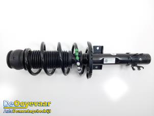 Used Front shock absorber rod, right Skoda Fabia III (NJ3) 1.0 TSI 12V Price € 49,98 Margin scheme offered by Autodemontagebedrijf De Ooyevaar