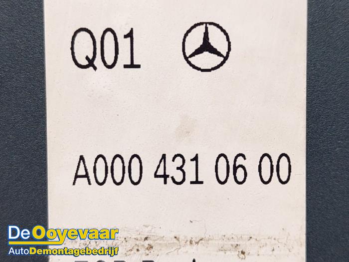 ABS pump from a Mercedes-Benz GLA (156.9) 1.6 200 16V 2015