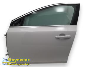 Gebrauchte Tür 4-türig links vorne Volvo V40 (MV) 2.0 D4 16V Preis € 249,99 Margenregelung angeboten von Autodemontagebedrijf De Ooyevaar