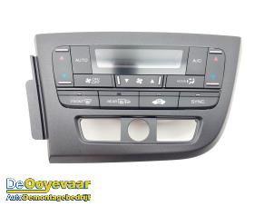 Used Heater control panel Honda Civic (FK1/2/3) 1.4i VTEC 16V Price € 74,99 Margin scheme offered by Autodemontagebedrijf De Ooyevaar