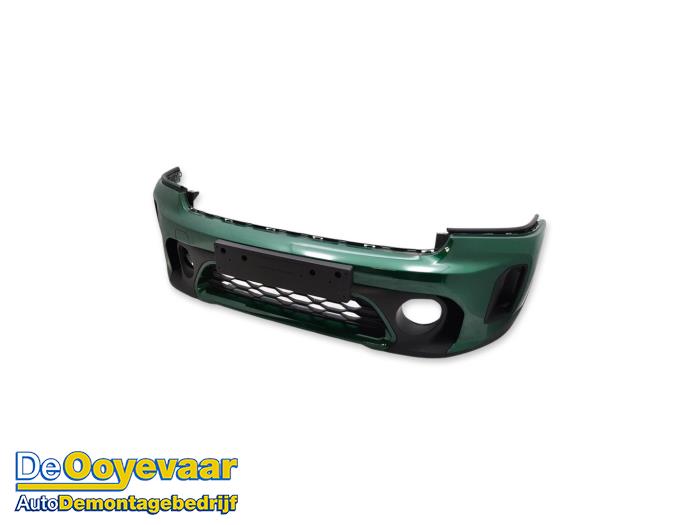 Front bumper from a MINI Countryman (F60) 1.5 TwinPower Turbo 12V Cooper SE ALL4 2022