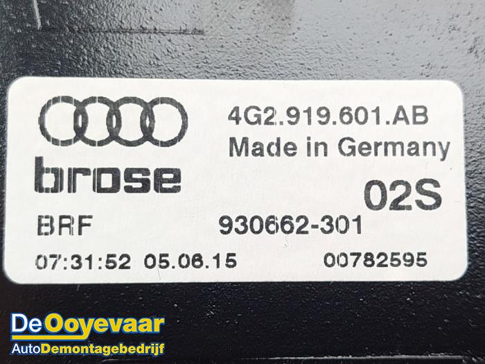 Affichage navigation d'un Audi A7 Sportback (4GA/4GF) 3.0 TDI Clean Diesel V6 24V Quattro 2015
