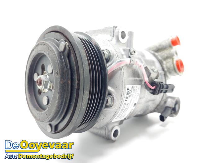 Używane Pompa klimatyzacji Opel Astra K Sports Tourer 1.4 Turbo 16V Cena € 39,99 Procedura marży oferowane przez Autodemontagebedrijf De Ooyevaar