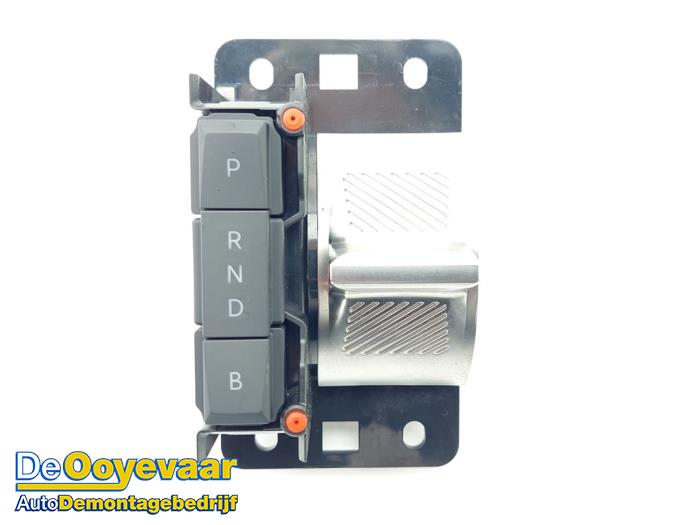 Usados Palanca selectora automática Citroen Jumpy ë-Jumpy Precio € 39,99 Norma de margen ofrecido por Autodemontagebedrijf De Ooyevaar