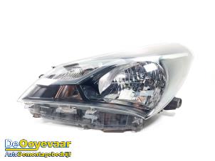 Used Headlight, left Toyota Yaris III (P13) 1.0 12V VVT-i Price € 159,99 Margin scheme offered by Autodemontagebedrijf De Ooyevaar