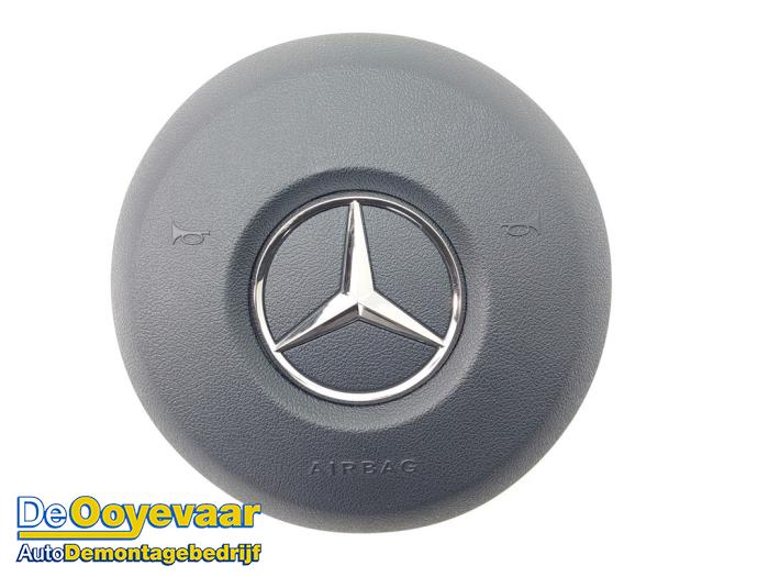 Airbag set + dashboard d'un Mercedes-Benz A (177.0) 1.3 A-200 Turbo 16V 2018