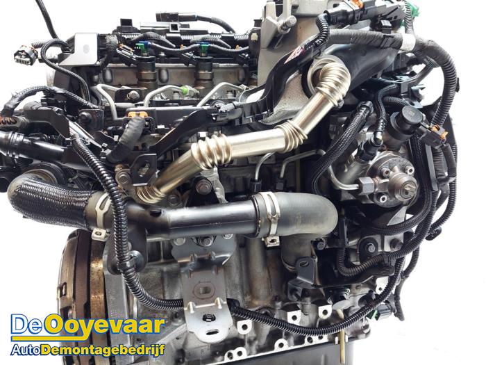 Engine from a Peugeot 308 SW (L4/L9/LC/LJ/LR) 1.6 BlueHDi 120 2014