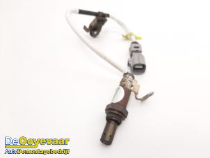 Lambda probe from a Toyota Corolla Touring Sport (E21/EH1) 1.8 16V Hybrid 2020