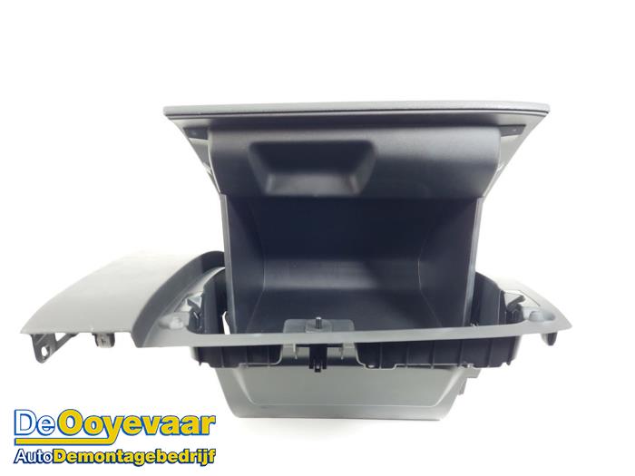 Glovebox from a Jeep Compass (MP) 1.3 4XE 240 16V 4x4 2020