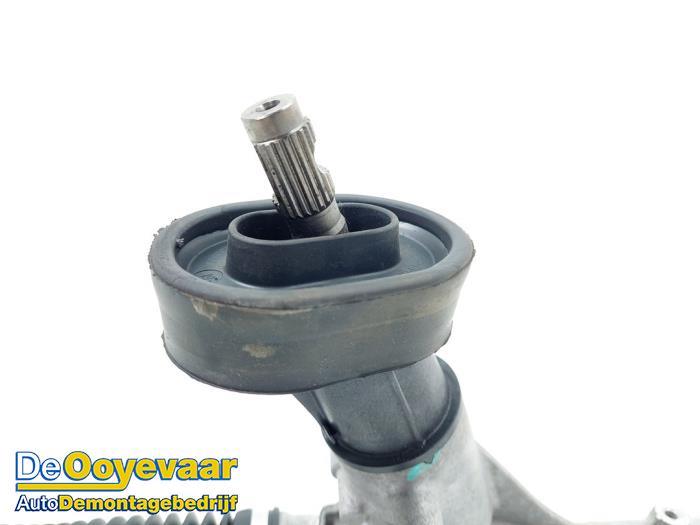 Steering box from a Volkswagen Polo VI (AW1) 1.0 TSI 12V 2019