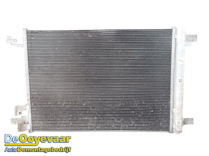 Air conditioning condenser from a Volkswagen Polo VI (AW1) 1.0 TSI 12V 2019