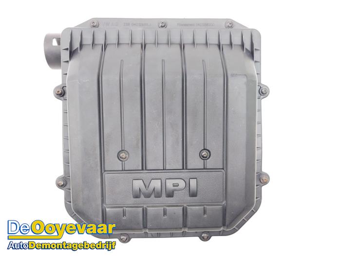 Cuerpo de filtro de aire de un Volkswagen Up! (121) 1.0 12V 60 2013