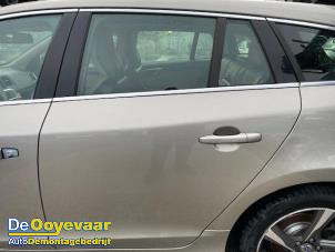 Used Rear door 4-door, left Volvo V60 I (FW/GW) 2.4 D5 20V Price € 299,99 Margin scheme offered by Autodemontagebedrijf De Ooyevaar