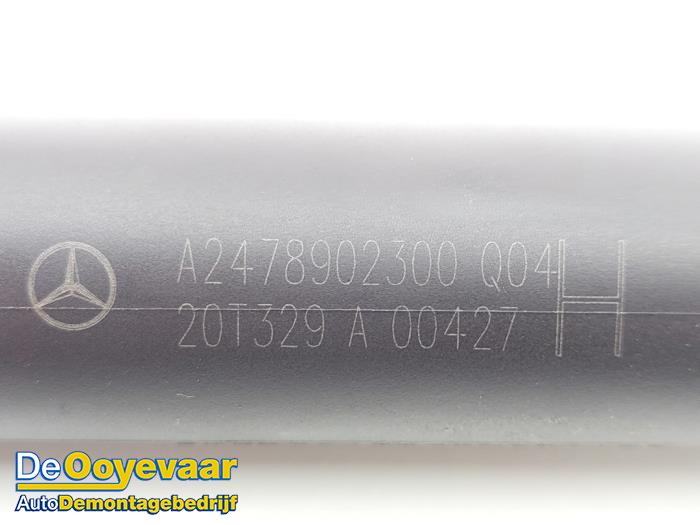 Amortyzator gazowy lewy tyl z Mercedes-Benz GLA (H247) 1.3 180 Turbo 16V 2021