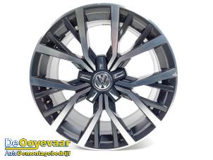 Used Wheel Volkswagen Tiguan (AD1) 1.4 TSI 16V Price € 149,99 Margin scheme offered by Autodemontagebedrijf De Ooyevaar