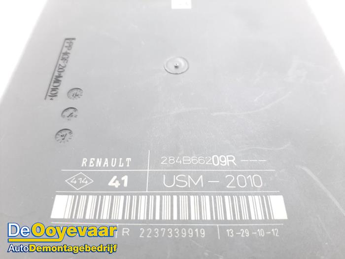 Zündschloss + Steuergerät van een Mercedes-Benz Citan (415.6) 1.5 108 CDI 2013