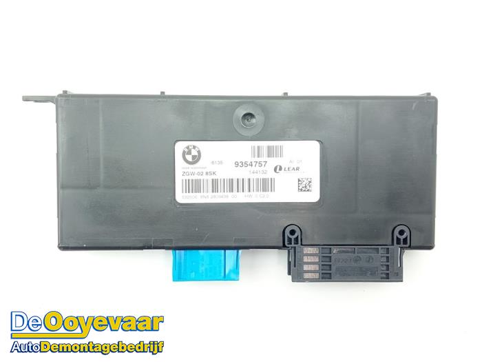 Używane Modul gateway BMW X4 (F26) xDrive 28i 2.0 16V Twin Power Turbo Cena € 25,00 Procedura marży oferowane przez Autodemontagebedrijf De Ooyevaar