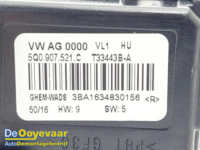 Resistencia de calefactor de un Volkswagen Tiguan (AD1) 1.4 TSI 16V 2017