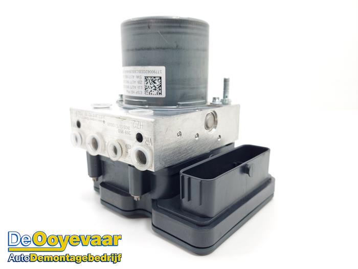 Begagnade ABS-pump Mercedes A (177.0) 2.0 A-250 Turbo 16V Pris € 149,99 Marginaltabell erbjuds av Autodemontagebedrijf De Ooyevaar