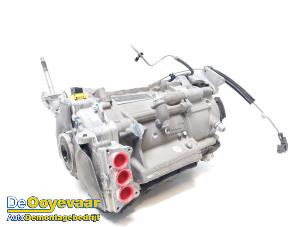 Usados Motor eléctrico de vehículo eléctrico Jaguar I-Pace EV400 AWD Precio € 1.424,99 Norma de margen ofrecido por Autodemontagebedrijf De Ooyevaar