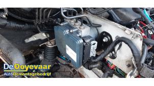Usados Bomba ABS Volkswagen Transporter T6 2.0 TDI Precio € 239,99 Norma de margen ofrecido por Autodemontagebedrijf De Ooyevaar