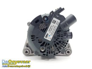 Dynamo från en Opel Mokka 1.2 Turbo 12V 2022