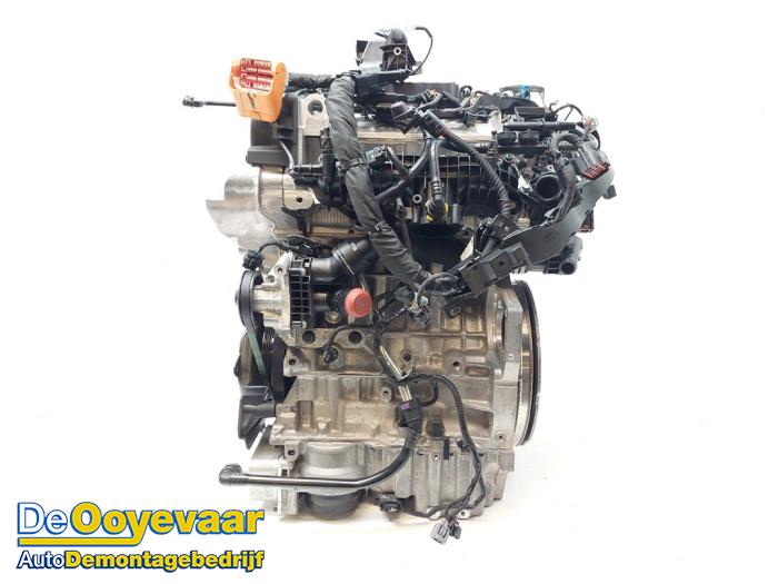 Używane Silnik Lynk &amp; Co 01 1.5 PHEV Cena € 1.749,99 Procedura marży oferowane przez Autodemontagebedrijf De Ooyevaar