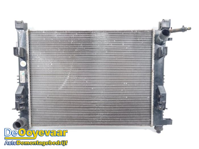 Usagé Radiateur Dacia Sandero II 0.9 TCE 12V LPG Prix € 29,99 Règlement à la marge proposé par Autodemontagebedrijf De Ooyevaar