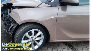 Used Front wing, left Opel Adam 1.2 16V Price € 199,99 Margin scheme offered by Autodemontagebedrijf De Ooyevaar