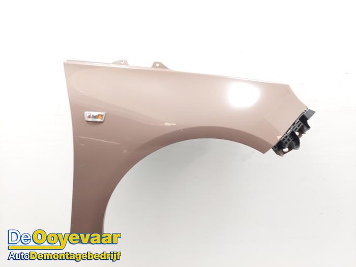 Front wing, right from a Opel Adam 1.2 16V 2014