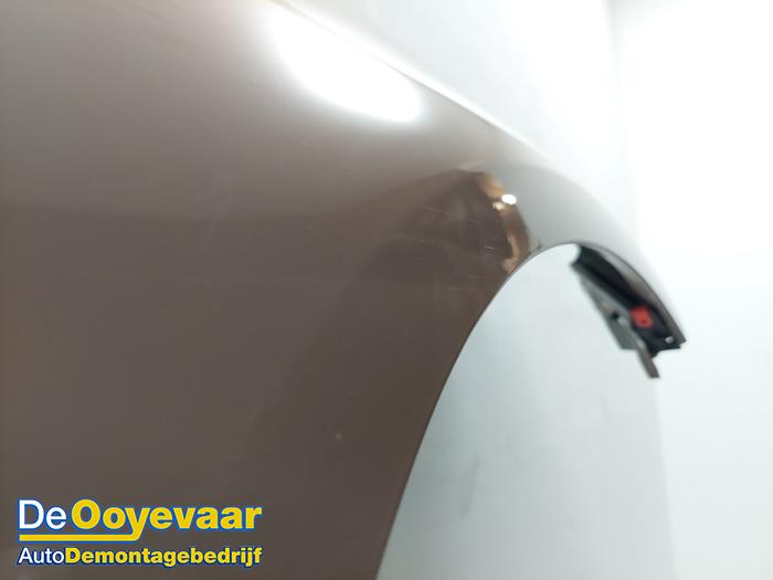 Front wing, right from a Opel Adam 1.2 16V 2014