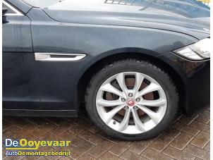 Used Front wing, right Jaguar XF (X260) 2.0d 180 16V Price € 239,99 Margin scheme offered by Autodemontagebedrijf De Ooyevaar