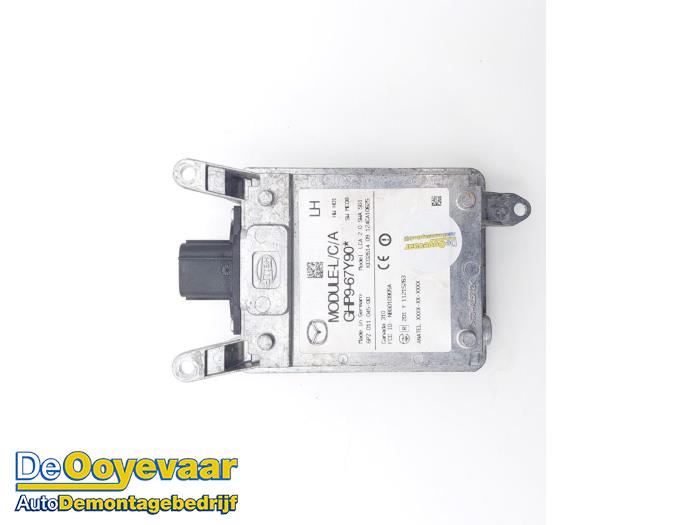Dödvinkelsensor från en Mazda 6 SportBreak (GJ/GH/GL) 2.0 SkyActiv-G 165 16V 2013