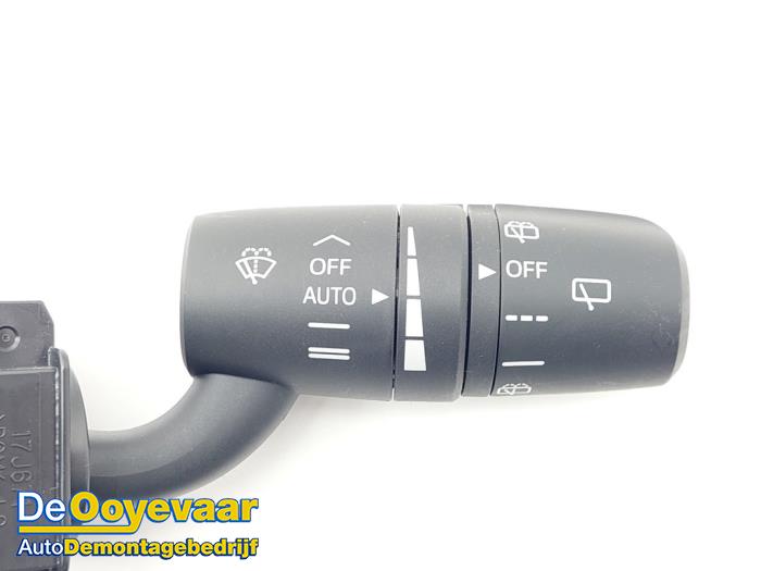 Interruptor de limpiaparabrisas de un Mazda 6 SportBreak (GJ/GH/GL) 2.0 SkyActiv-G 165 16V 2019