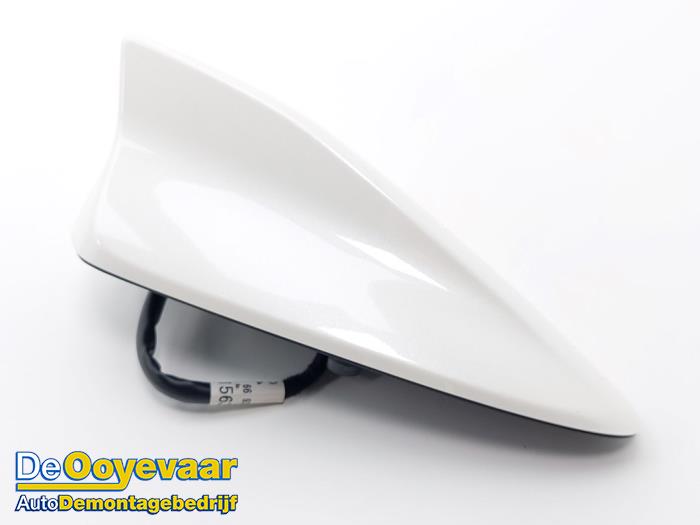 Używane Antena Mazda 6 SportBreak (GJ/GH/GL) 2.0 SkyActiv-G 165 16V Cena € 19,99 Procedura marży oferowane przez Autodemontagebedrijf De Ooyevaar