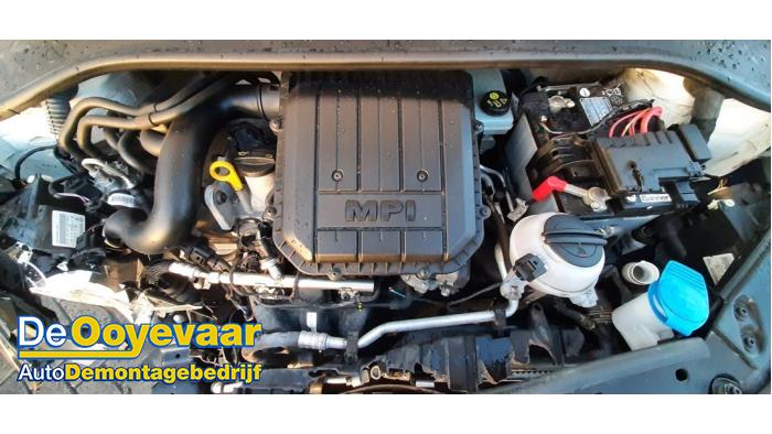 Motor de un Volkswagen Up! (121) 1.0 12V EcoFuel 2016
