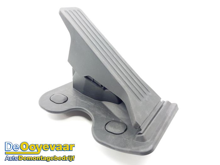 Używane Pedal gazu Mazda 6 SportBreak (GJ/GH/GL) 2.0 SkyActiv-G 165 16V Cena € 29,99 Procedura marży oferowane przez Autodemontagebedrijf De Ooyevaar