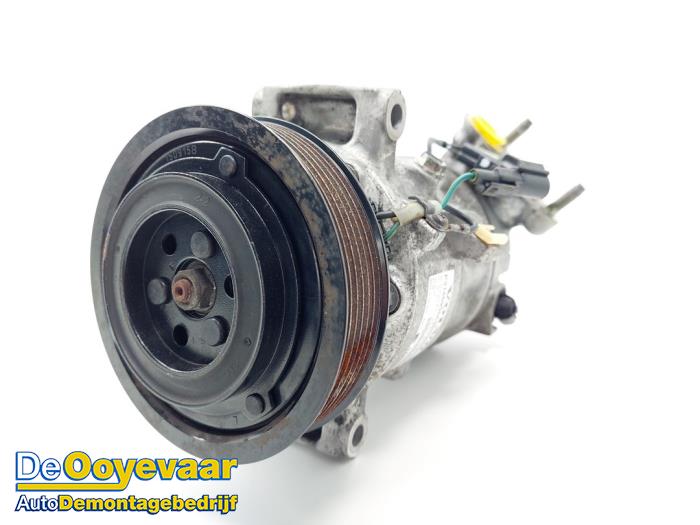 Gebrauchte Klimapumpe Volvo V40 (MV) 2.0 D2 16V Preis € 69,99 Margenregelung angeboten von Autodemontagebedrijf De Ooyevaar