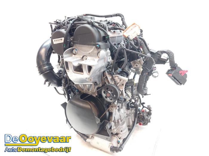 Używane Silnik Lynk &amp; Co 01 1.5 PHEV Cena € 1.749,99 Procedura marży oferowane przez Autodemontagebedrijf De Ooyevaar