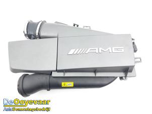 Usagé Boîtier filtre à air Mercedes S AMG (A217) 5.5 S-63 AMG V8 32V Biturbo 4-Matic Prix € 169,99 Règlement à la marge proposé par Autodemontagebedrijf De Ooyevaar