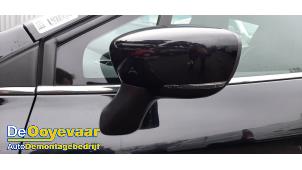 Used Wing mirror, left Renault Clio IV (5R) 1.2 TCE 16V GT EDC Price € 49,99 Margin scheme offered by Autodemontagebedrijf De Ooyevaar