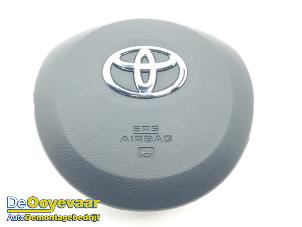 Used Left airbag (steering wheel) Toyota Yaris III (P13) 1.0 12V VVT-i Price € 199,99 Margin scheme offered by Autodemontagebedrijf De Ooyevaar