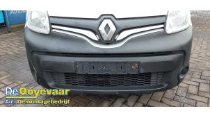 Używane Zderzak przedni Renault Kangoo Express (FW) 1.5 dCi 75 FAP Cena € 299,99 Procedura marży oferowane przez Autodemontagebedrijf De Ooyevaar